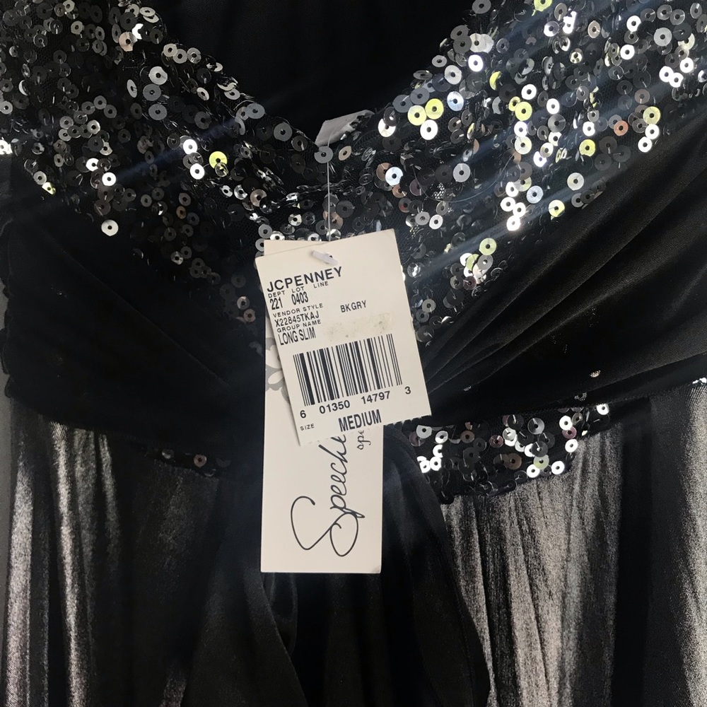 Prom Dress - Picture 5 of 6